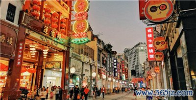 商务模特的定义及特点 商务模特的定义及特点